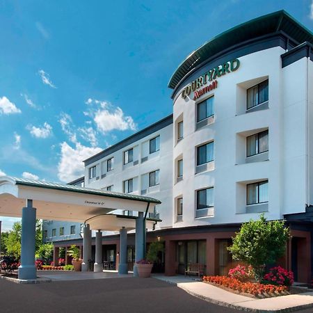 Готель Courtyard By Marriott Lebanon Екстер'єр фото