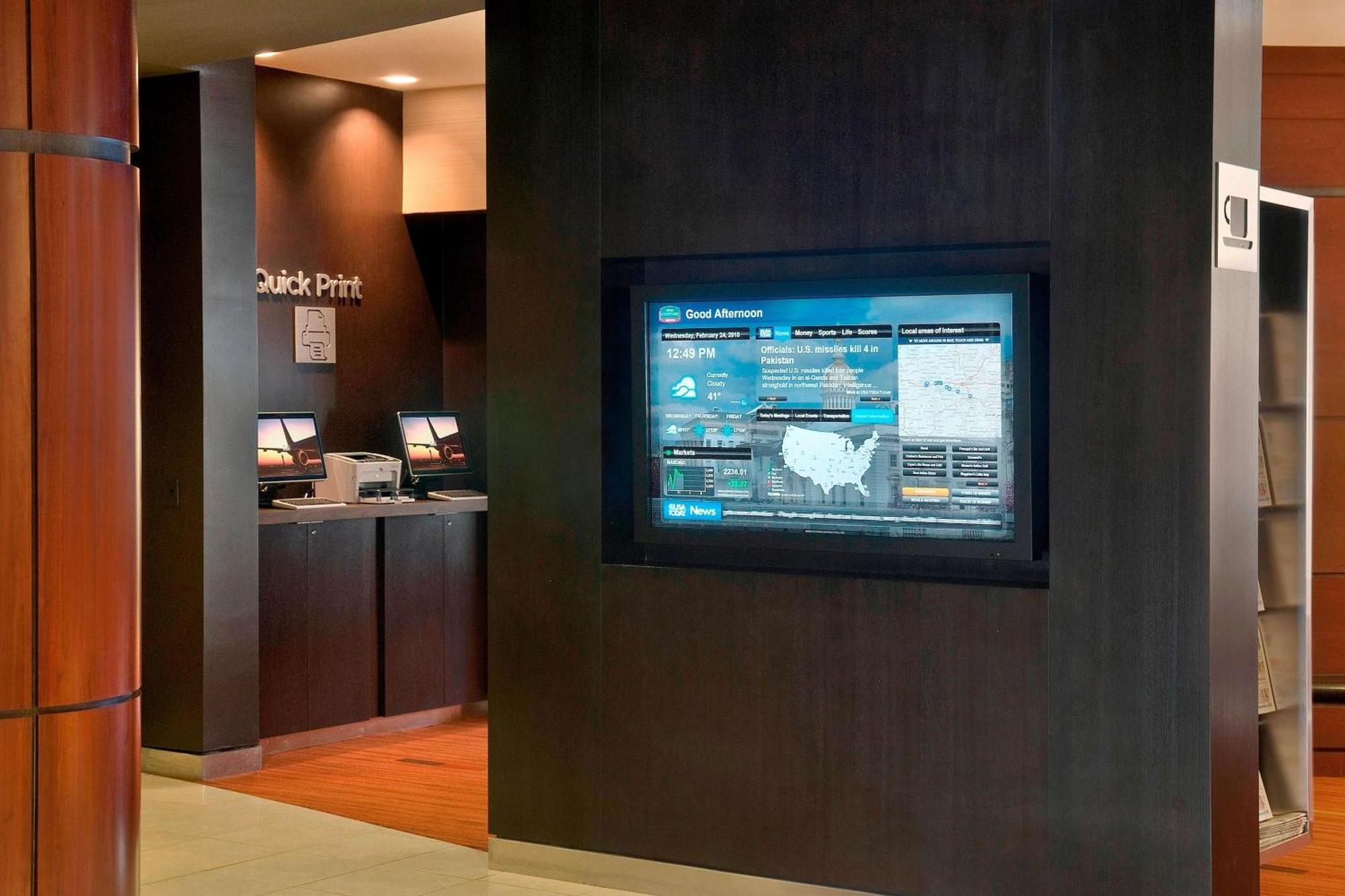 Готель Courtyard By Marriott Lebanon Екстер'єр фото