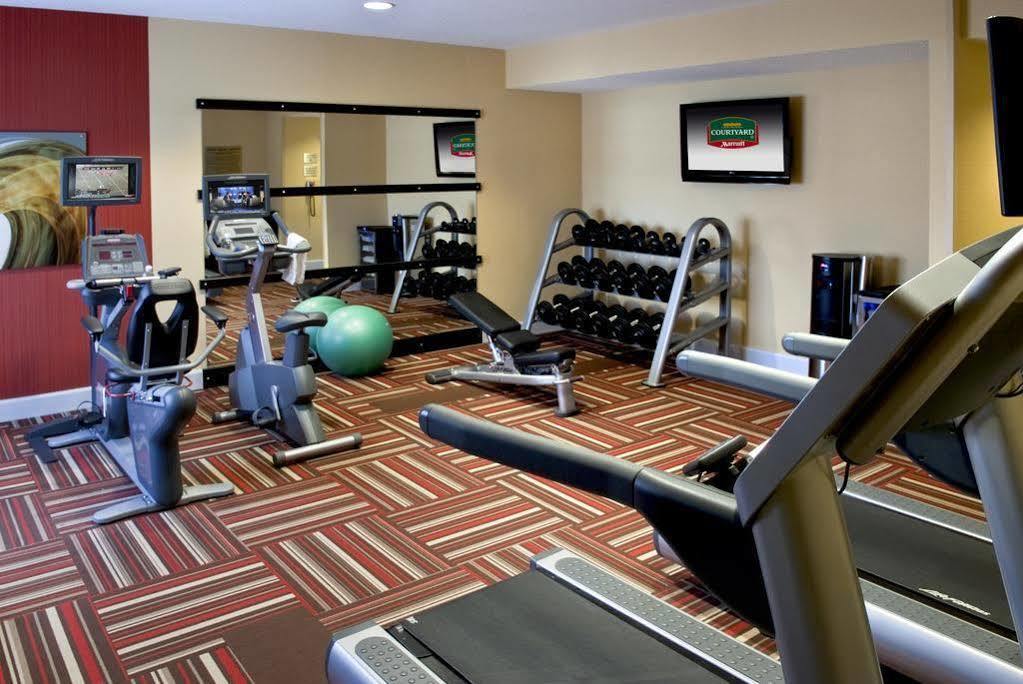 Готель Courtyard By Marriott Lebanon Екстер'єр фото
