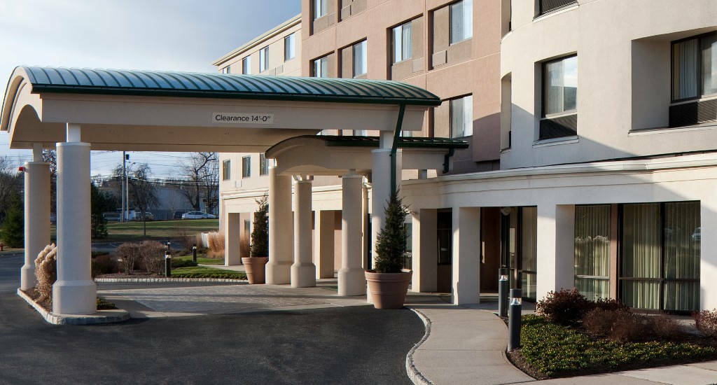 Готель Courtyard By Marriott Lebanon Екстер'єр фото