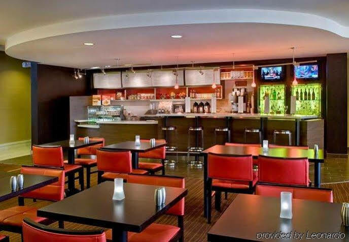 Готель Courtyard By Marriott Lebanon Екстер'єр фото